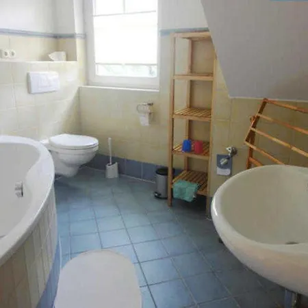 Haus Bernstein 5 *